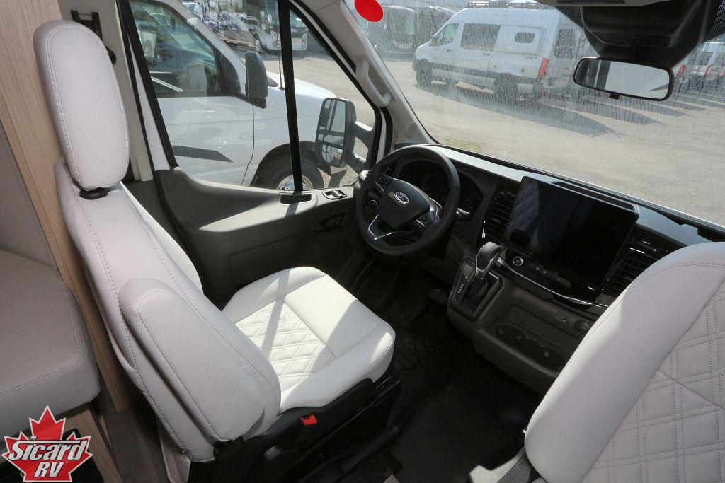 2025 LEISURE TRAVEL VANS WONDER W24RL-AWD