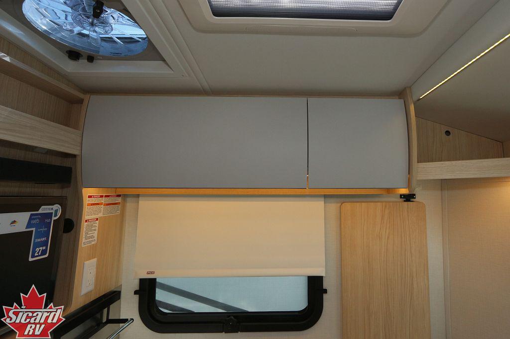 2025 LEISURE TRAVEL VANS WONDER W24RL-AWD