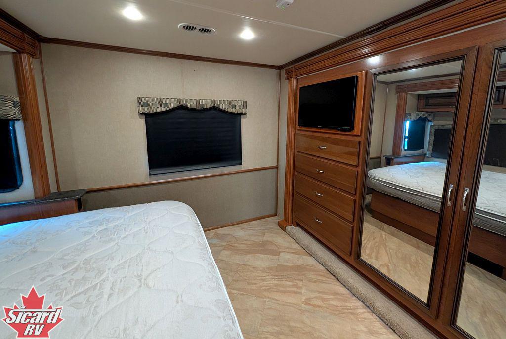 2017 HOLIDAY RAMBLER VACATIONER 35P