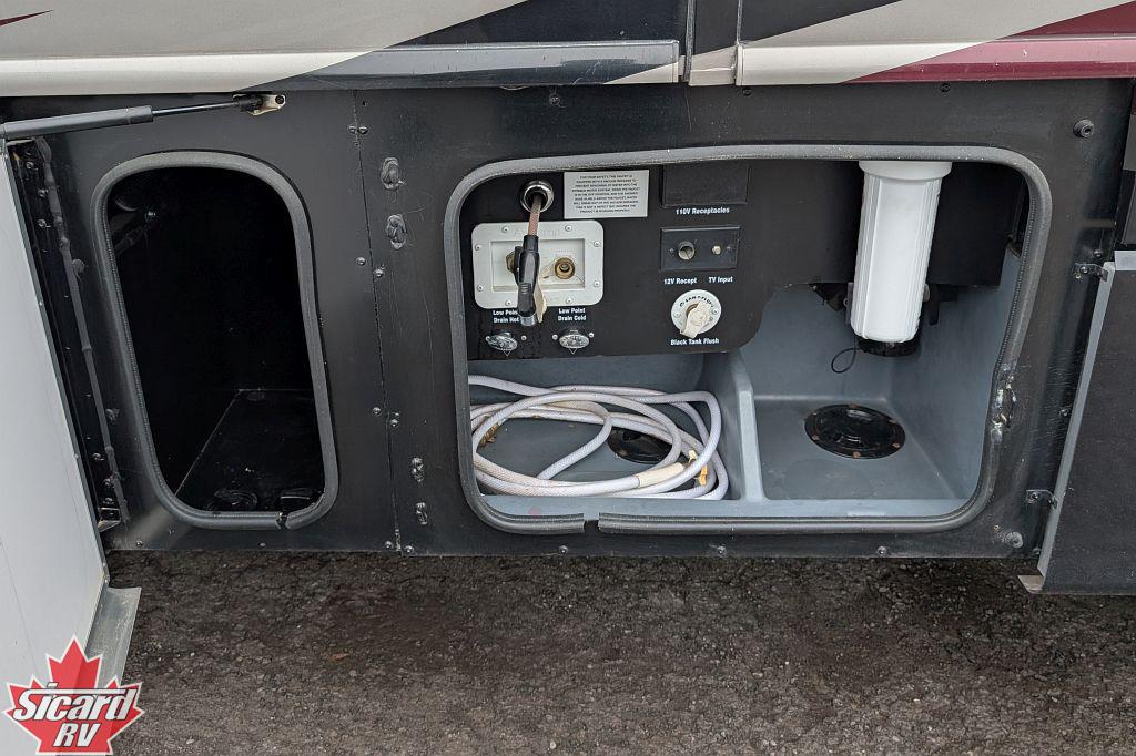 2017 HOLIDAY RAMBLER VACATIONER 35P