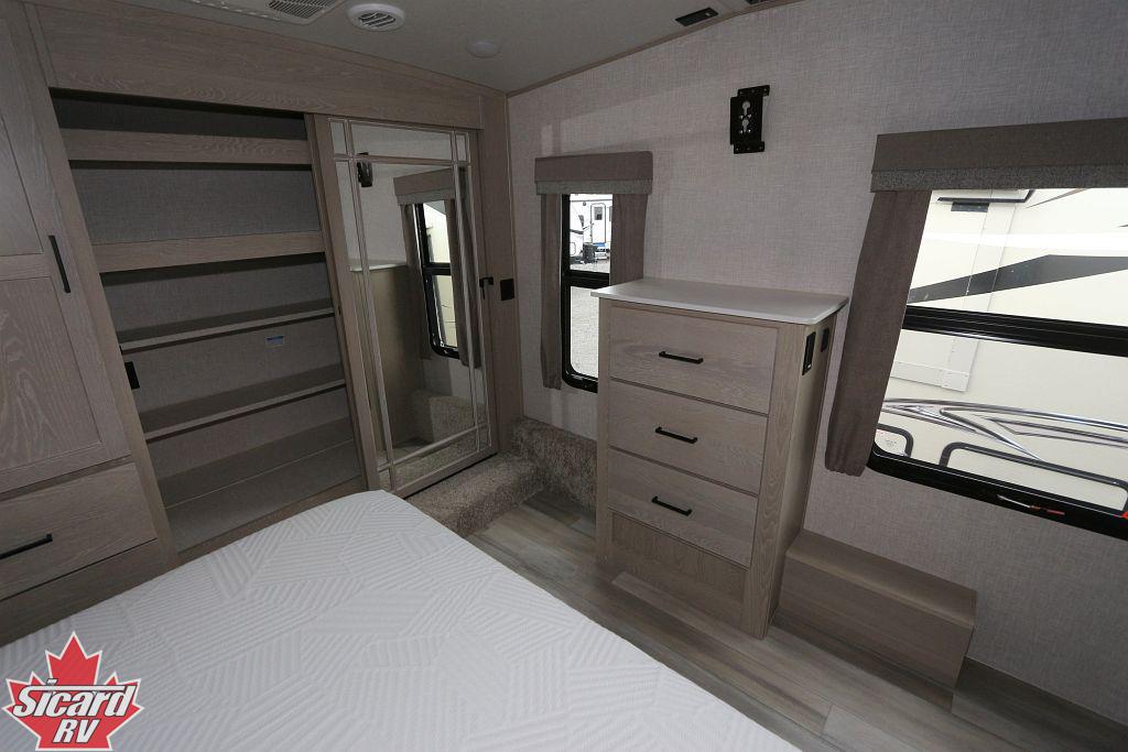 2023 FOREST RIVER FLAGSTAFF 8529CLBS