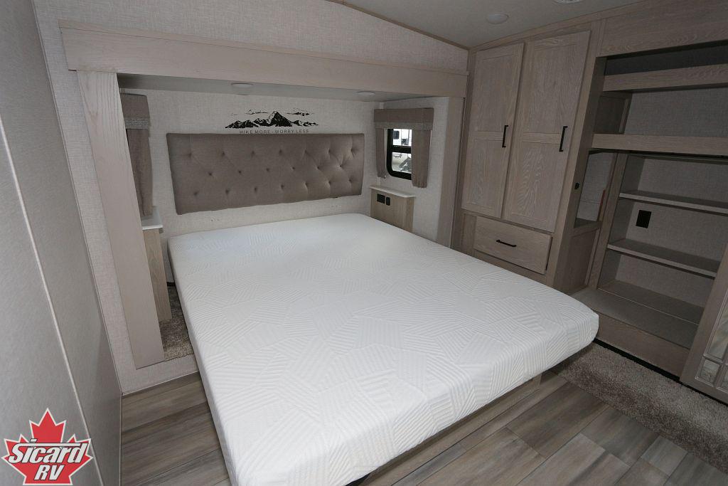 2023 FOREST RIVER FLAGSTAFF 8529CLBS