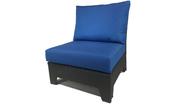 All Weather Resin Wicker Lounge Club Chair Patio Furniture Outdoor Patio Outdoor Living Sunbrella Oakville Mississauga Burlington Vaughan Toronto Georgetown Hamilton Caledon Umbrella Cantilever Patio 