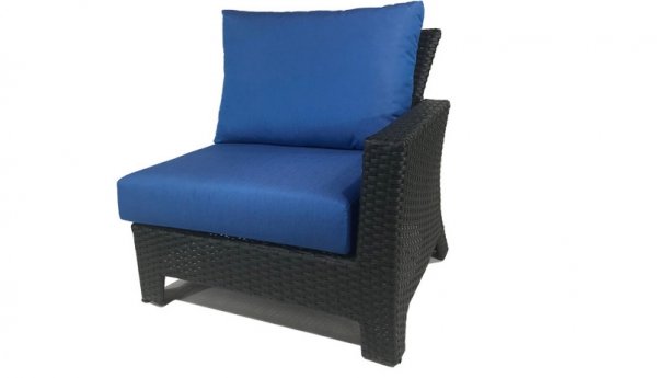 All Weather Resin Wicker Lounge Club Chair Patio Furniture Outdoor Patio Outdoor Living Sunbrella Oakville Mississauga Burlington Vaughan Toronto Georgetown Hamilton Caledon Umbrella Cantilever Patio 