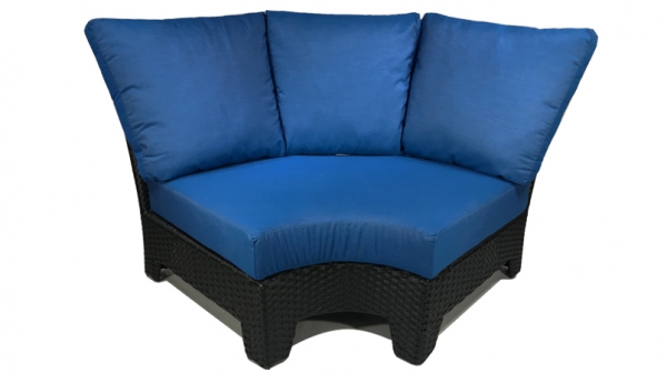 All Weather Resin Wicker Lounge Club Chair Patio Furniture Outdoor Patio Outdoor Living Sunbrella Oakville Mississauga Burlington Vaughan Toronto Georgetown Hamilton Caledon Umbrella Cantilever Patio 