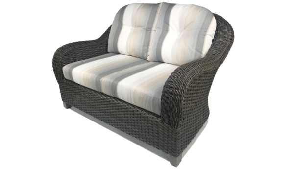 All Weather Resin Wicker Lounge Club Chair Patio Furniture Outdoor Living Sunbrella Oakville Mississauga Burlington Vaughan Toronto Georgetown Hamilton Caledon Umbrella Cantilever traditional patio