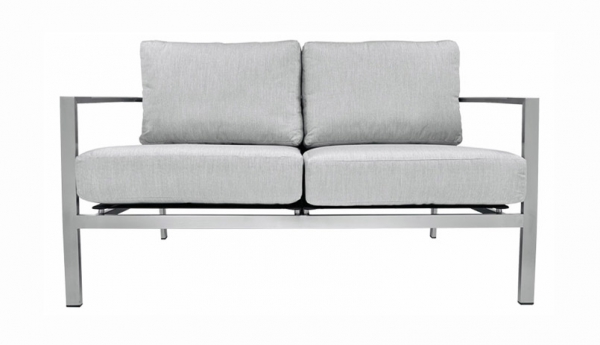 Manhattan Loveseat