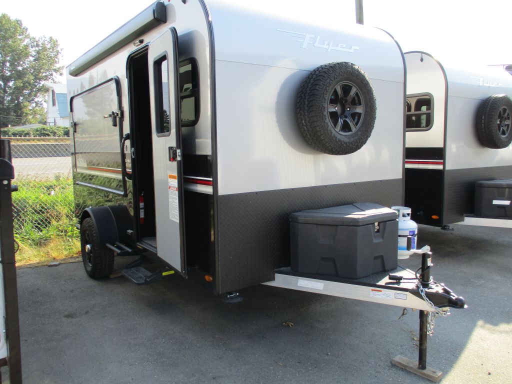 New and Used RV Toy Haulers for Sale RVHotline Canada RV Trader