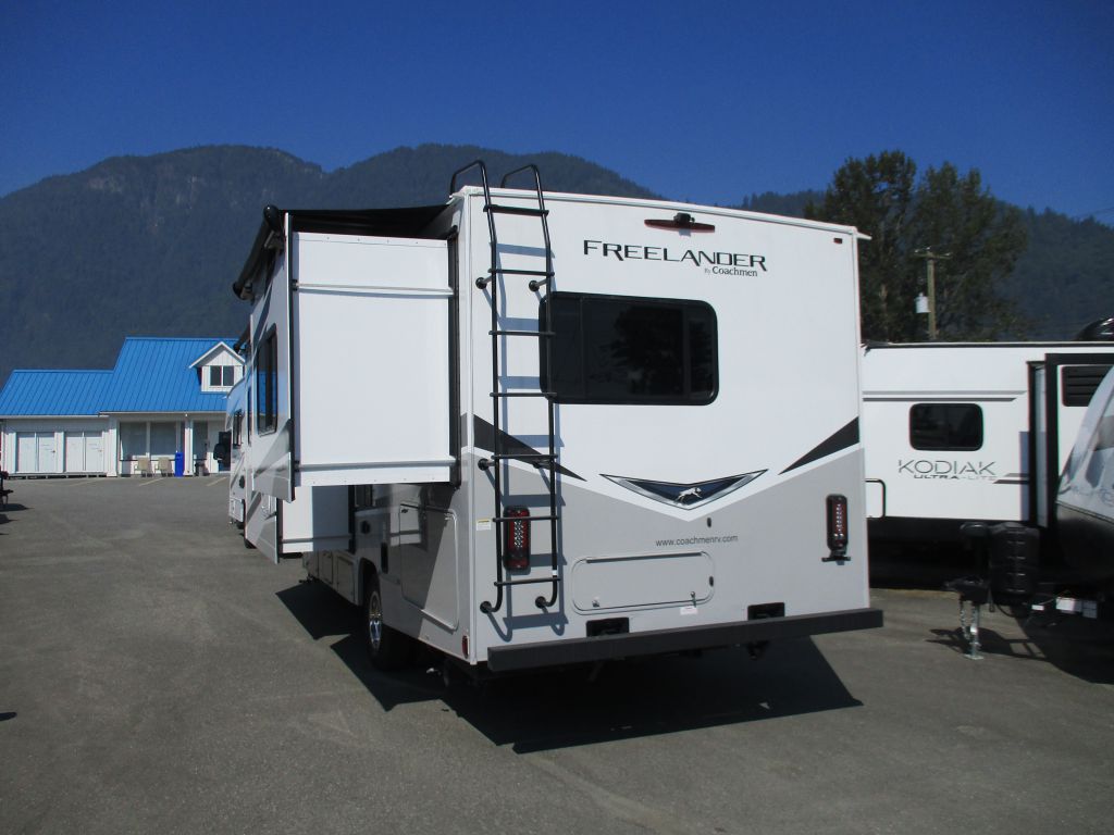 2023 Coachmen RV freelander 31