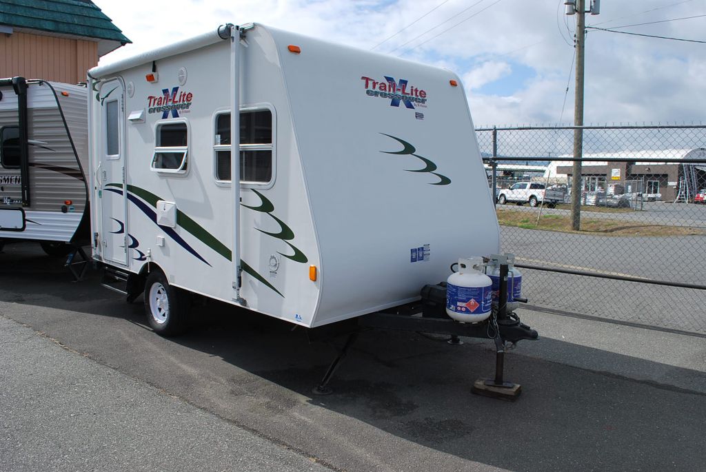 Used Units - Peden RV Superstore 2008 Trail Lite Crossover By R Vision