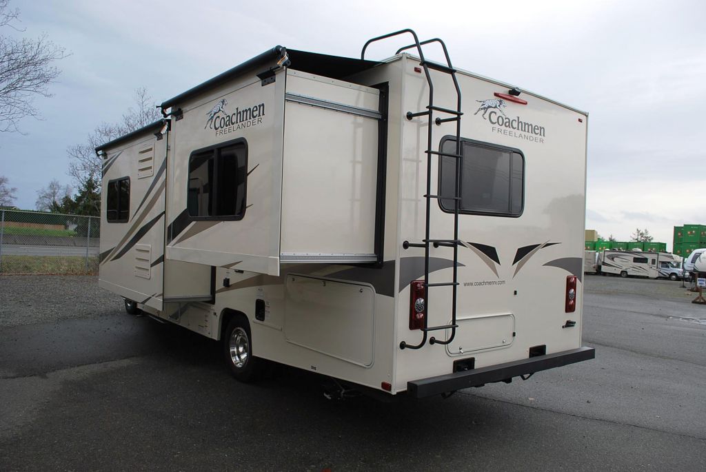 New and Used RV Motorhomes for Sale RVHotline Canada RV Trader