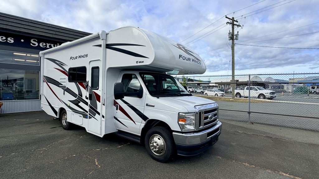 2023 FOURWINDS 22B