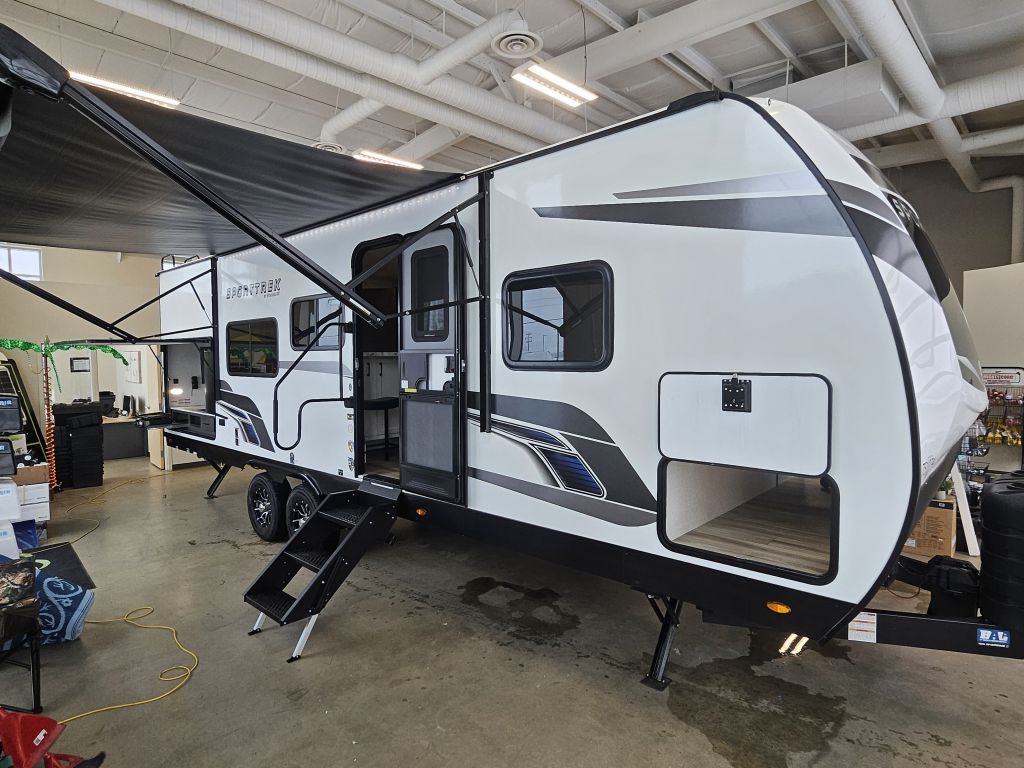 2026 SPORTTREK 271VRB