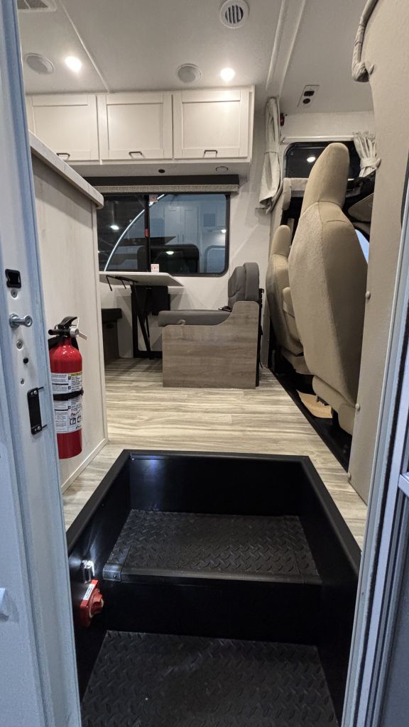 2026 CONQUEST 6220LE