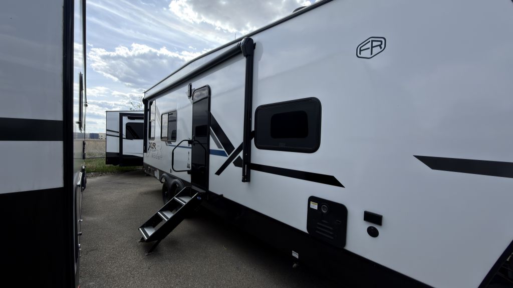 2026 XLR BOOST 2413B