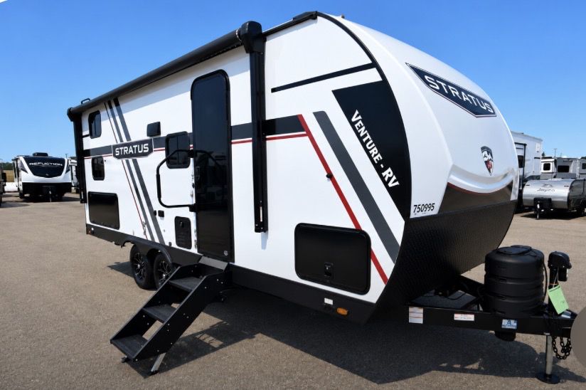 2026 STRATUS 211VBH
