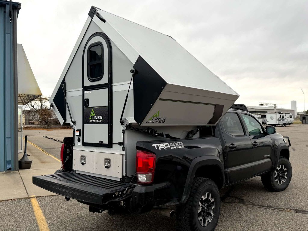2026 SWITCHBACK TRUCK CAMPER