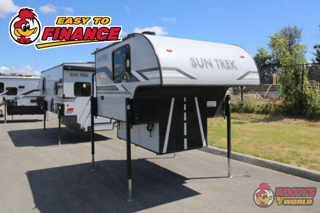 2027 SUN TREK 550
