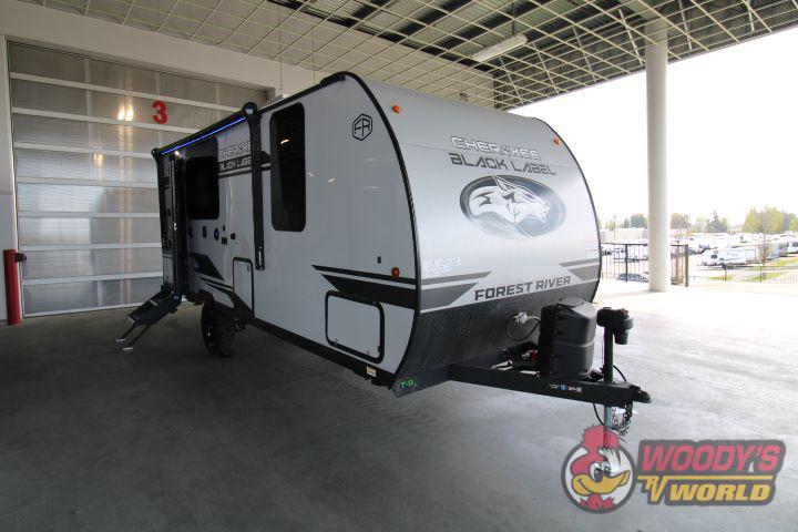 2026 WOLF PUP 17SCBL