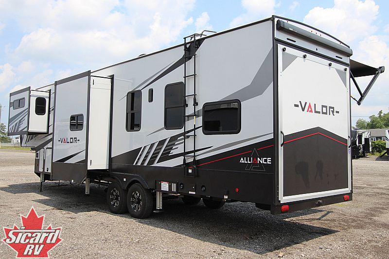 NEW 2021 ALLIANCE VALOR 36V11 TOY HAULER Smithville RVHotline RV Trader