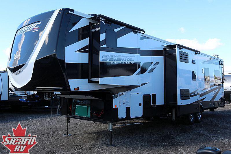 2023 Jayco seismic 3512