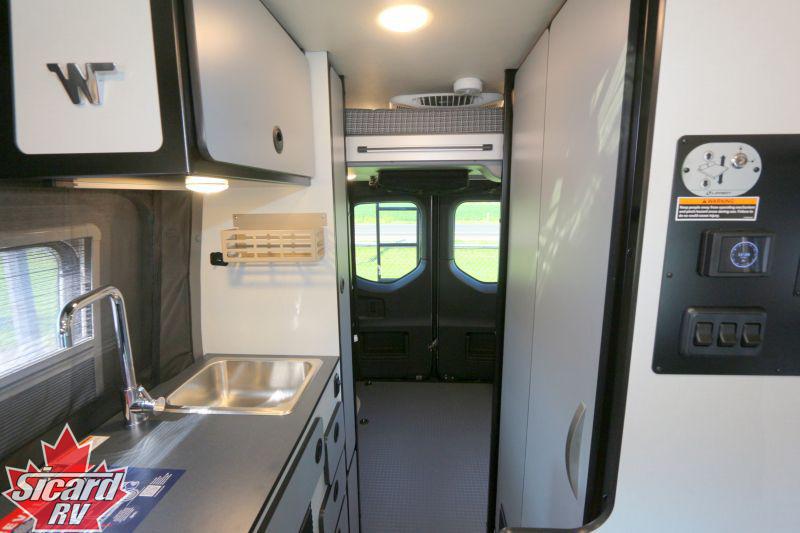 2024 Winnebago 44e