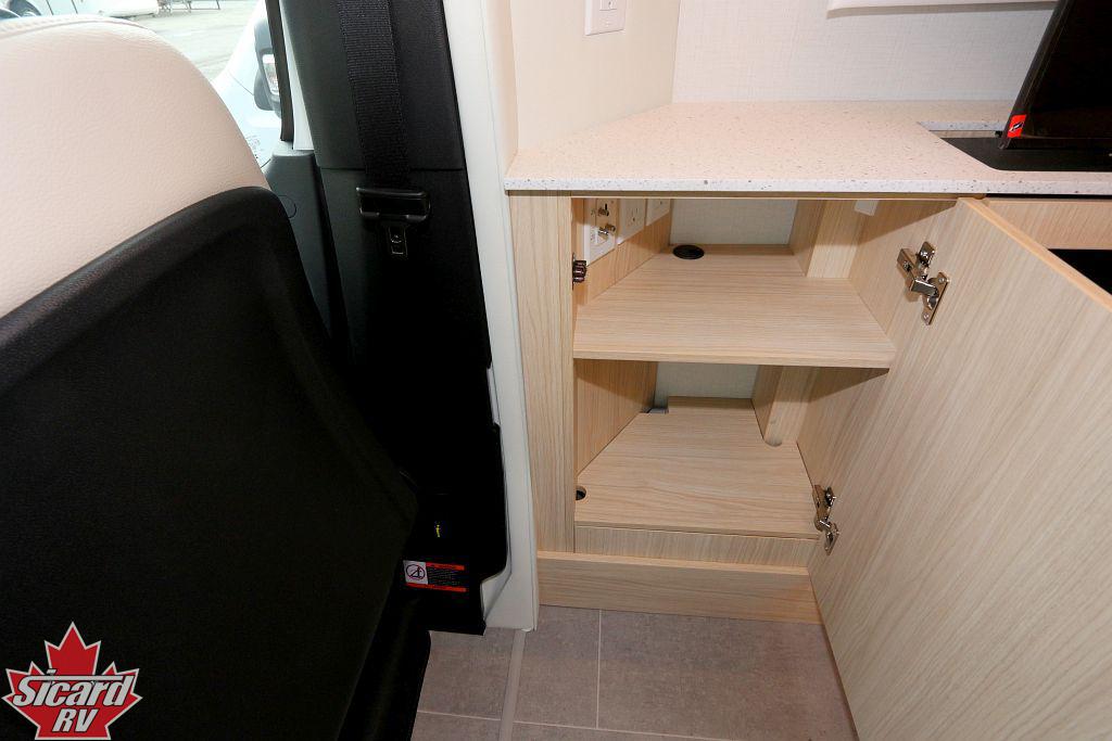 2026 LEISURE TRAVEL VANS UNITY U24MBL