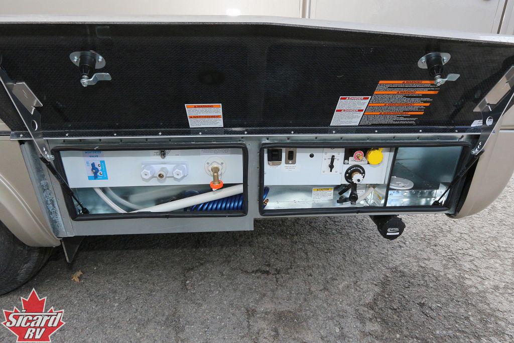 2026 LEISURE TRAVEL VANS UNITY U24MBL