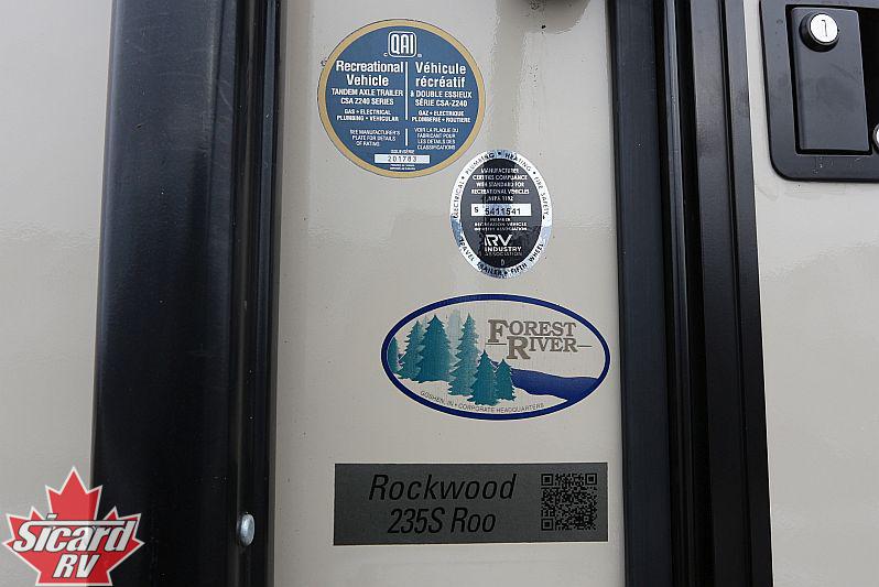 2020 FOREST RIVER ROCKWOOD ROO 235S