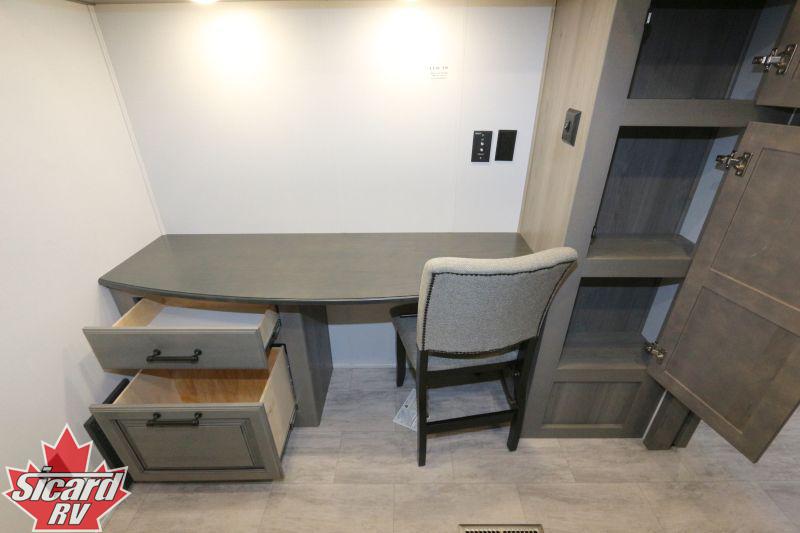 2024 KEYSTONE MONTANA 3857BR