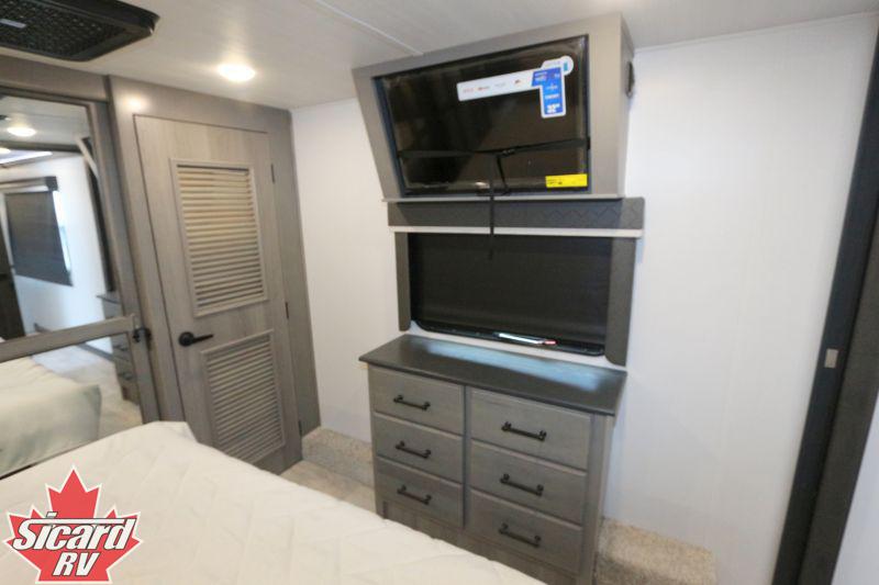 2024 KEYSTONE MONTANA 3857BR