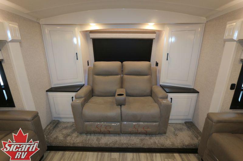 2024 JAYCO PINNACLE 38FLGS Sicard RV
