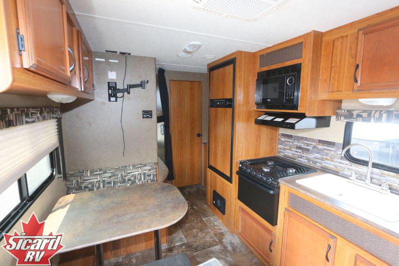 2015 Starcraft RV 26bh