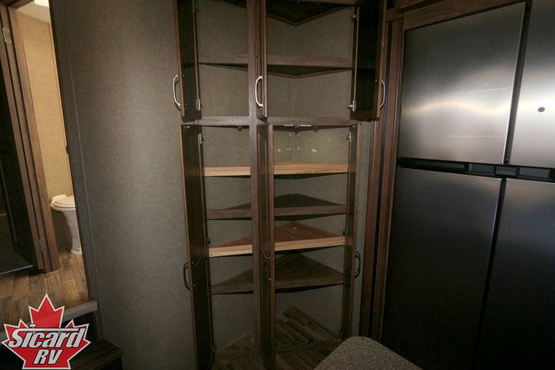 2016 KEYSTONE AVALANCHE 380FL