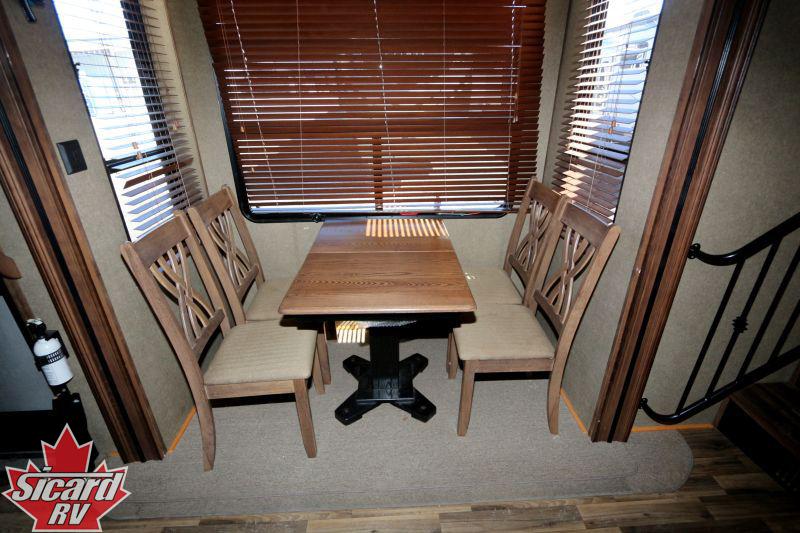 2016 KEYSTONE AVALANCHE 380FL