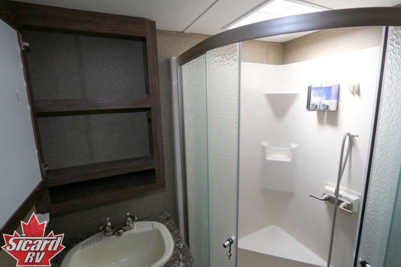 2016 KEYSTONE AVALANCHE 380FL