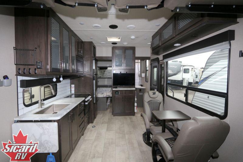 2022 Grand Design RV momentum 23g