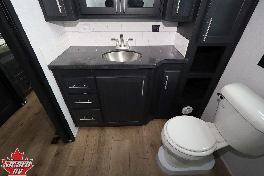 2026 KROPF CANADIAN ELDORADO 6024KWD