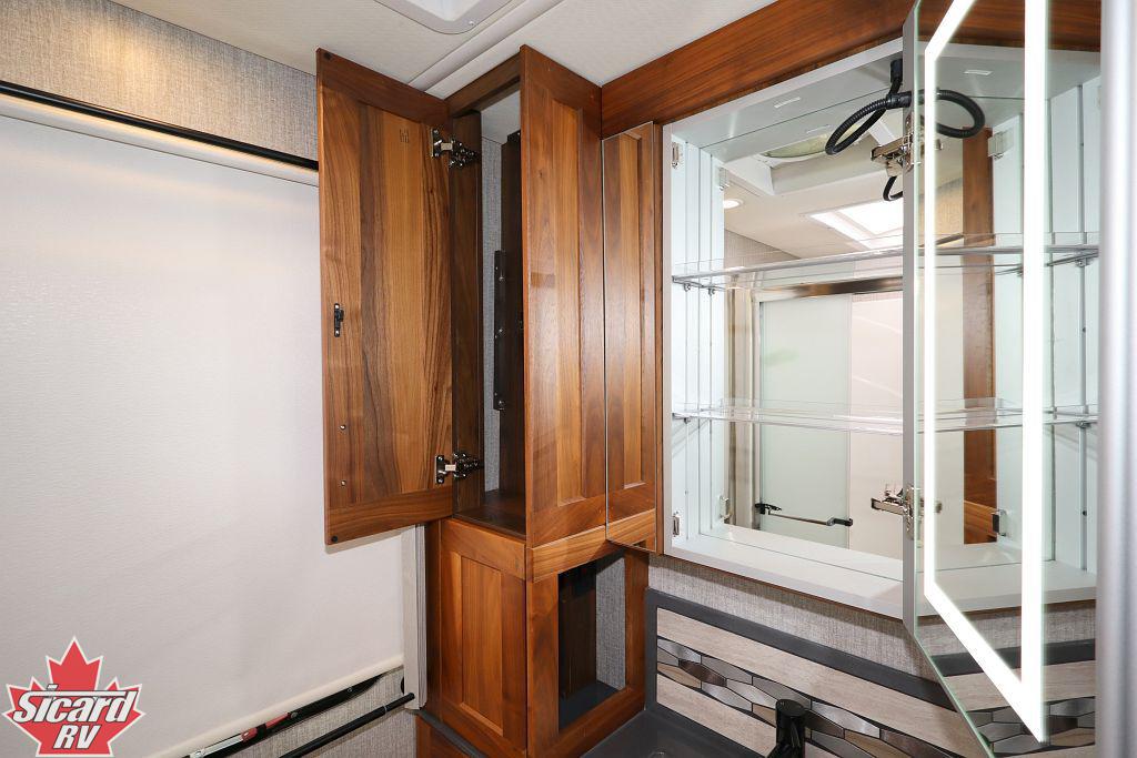 2023 WINNEBAGO JOURNEY 34N