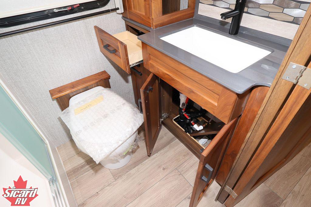 2023 WINNEBAGO JOURNEY 34N