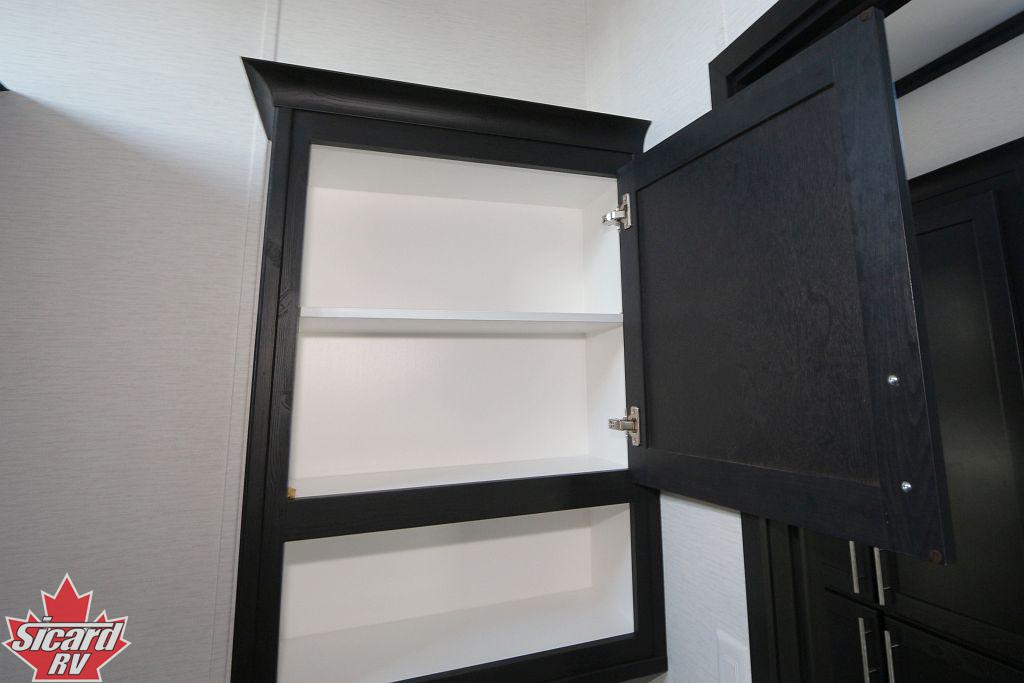 2026 KROPF CANADIAN LAKESIDE 8179CWD