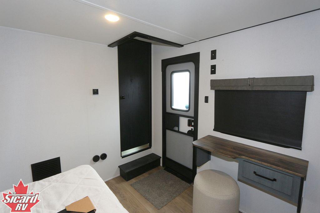 2026 PALOMINO PUMA VISTA 402LFT