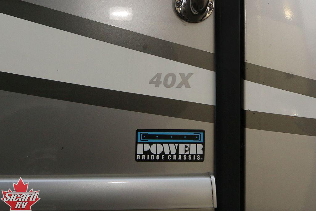 2015 FLEETWOOD DISCOVERY 40X