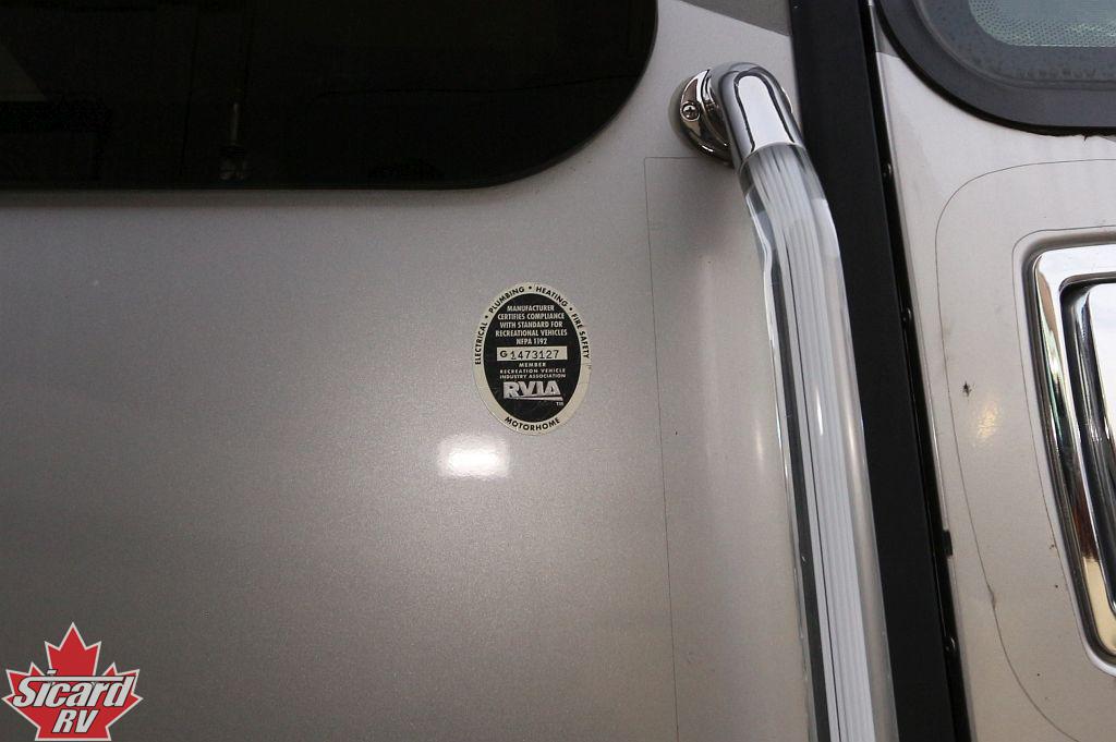 2015 FLEETWOOD DISCOVERY 40X