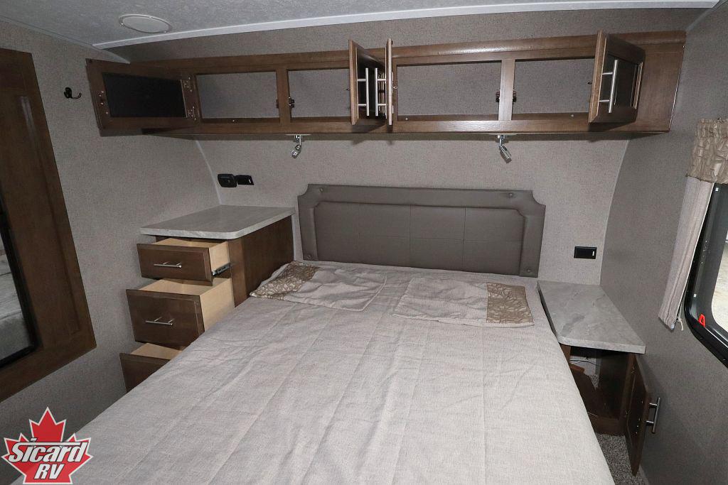 2019 FOREST RIVER ROCKWOOD ULTRA LITE 2898KS