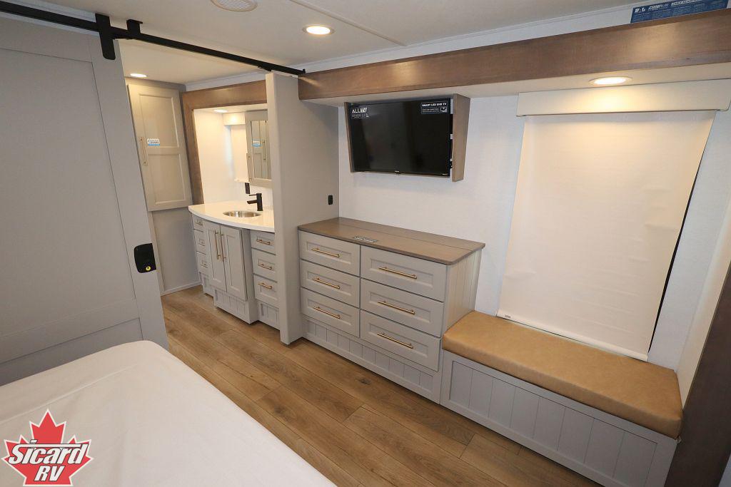 2026 ALLIANCE PARADIGM 370FB