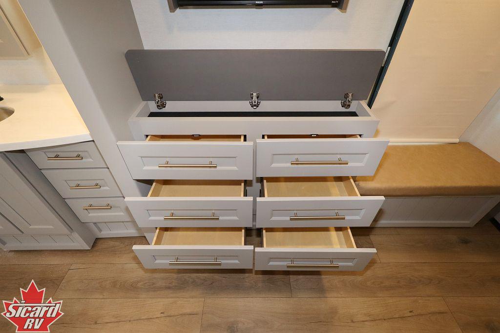 2026 ALLIANCE PARADIGM 370FB