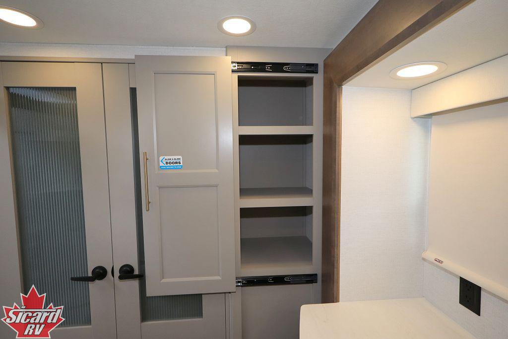 2026 ALLIANCE PARADIGM 370FB