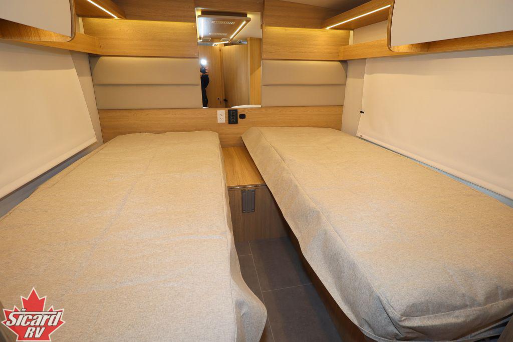 2026 LEISURE TRAVEL VANS WONDER W24RTB