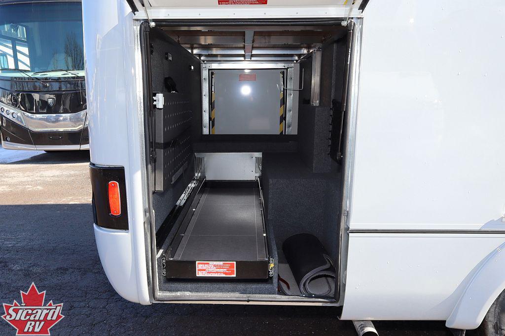 2026 LEISURE TRAVEL VANS WONDER W24RTB